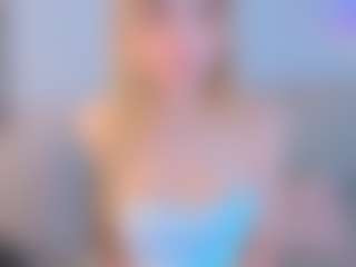 cuteloat's Live Sex Cam Show