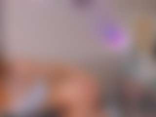 cuteloat's Live Sex Cam Show