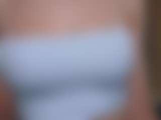 cuteloat's Live Sex Cam Show