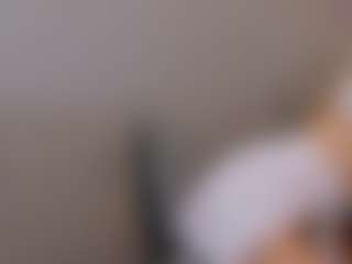 cuteloat's Live Sex Cam Show