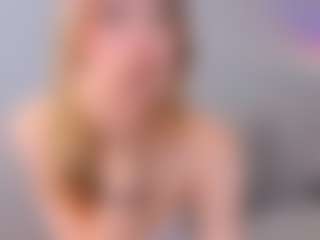 cuteloat's Live Sex Cam Show