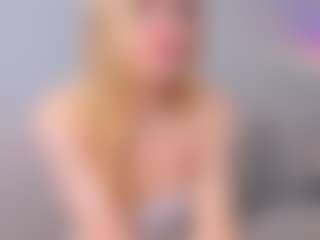 cuteloat's Live Sex Cam Show