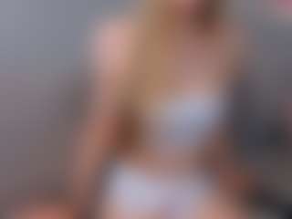 cuteloat's Live Sex Cam Show