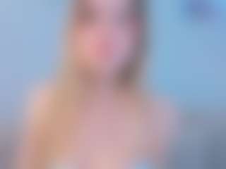 cuteloat's Live Sex Cam Show