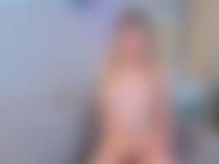 cuteloat's Live Sex Cam Show