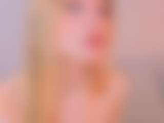 Live cam show with cuteloat - New Teen (18+) on hornycams.live