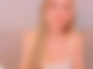 cuteloat's Live Sex Cam Show