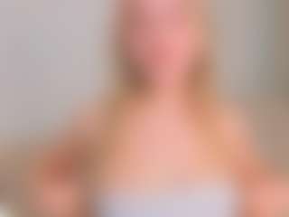 cuteloat's Live Sex Cam Show