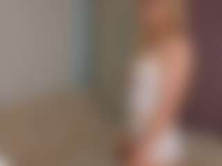 cuteloat's Live Sex Cam Show