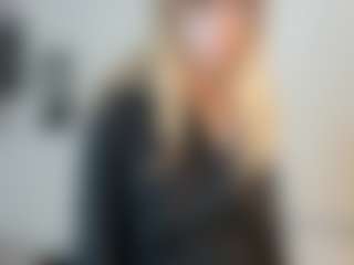 ElmiraInscore's Live Sex Cam Show