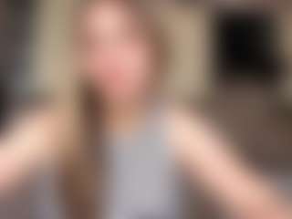 Live cam show with Alice - Squirt White on madthumbs | georgia
