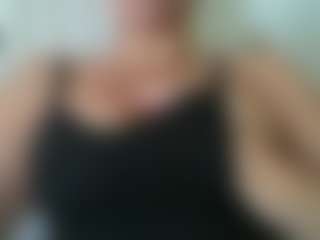 JanettaBeaird's Live Sex Cam Show