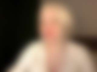 Live cam show with Alice - New Brown Eyes on Camming Site