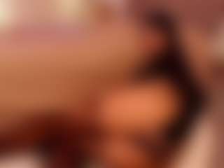 Live cam show with Mena-Rossi - Bedroom Big Tits on Camsoda