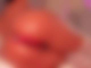 Live cam show with Mena-Rossi - Upskirt on Camsoda