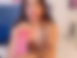 MiaValencia's Live Sex Cam Show