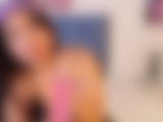MiaValencia's Live Sex Cam Show