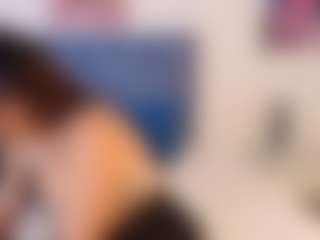 MiaValencia's Live Sex Cam Show