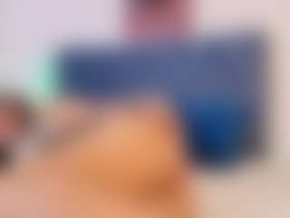 MiaValencia's Live Sex Cam Show