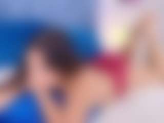 MiaValencia's Live Sex Cam Show
