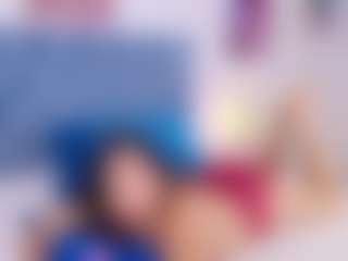 MiaValencia's Live Sex Cam Show