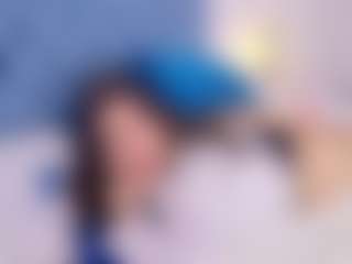 MiaValencia's Live Sex Cam Show