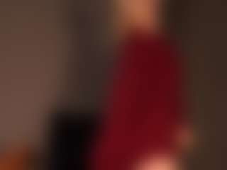 RegeniaPellecchia's Live Sex Cam Show