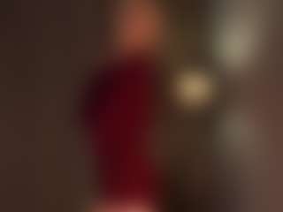 Live cam show with RegeniaPellecchia - New Teen (18+) on xfollow cams