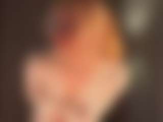 Live cam show with RegeniaPellecchia - New Teen (18+) on Milf Play