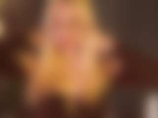 Live cam show with RegeniaPellecchia - Cowgirl on TeamSkeetLive