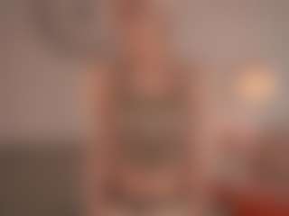 RegeniaPellecchia's Live Sex Cam Show