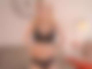 RegeniaPellecchia's Live Sex Cam Show