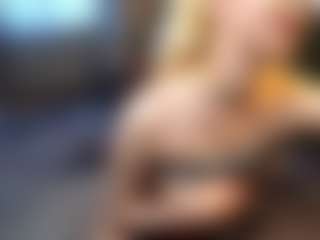 RegeniaPellecchia's Live Sex Cam Show