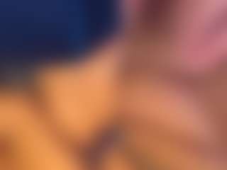 Sweet-Pleasures's Live Sex Cam Show