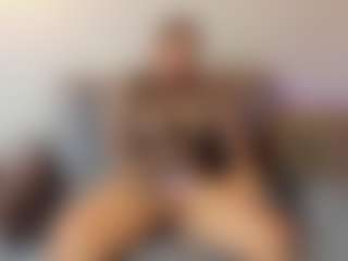 ValentinaMonroe36's Live Sex Cam Show