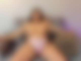 ValentinaMonroe36's Live Sex Cam Show