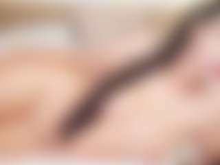 Live cam show with LilyMinx - Brown Hair Petite on instabang