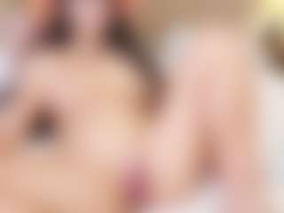 Live cam show with LilyMinx - Brown Hair Petite on Camsoda