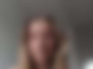 HaleySanmartin's Live Sex Cam Show