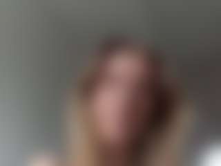 HaleySanmartin's Live Sex Cam Show