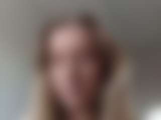 HaleySanmartin's Live Sex Cam Show