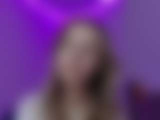 Live cam show with Anna - Indian BBW on infinitiblacc.com