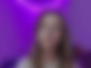 Live cam show with Anna - Trimmed Teen (18+) on Big Tits