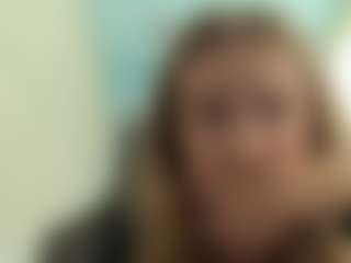 Live cam show with Anna - Mature on madthumbs