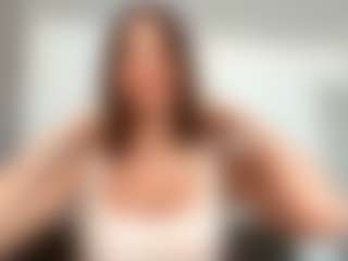 Live cam show with Carolina - New Shaved Pussy on xxxlivecams.org