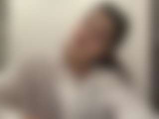 Izabel's Live Sex Cam Show
