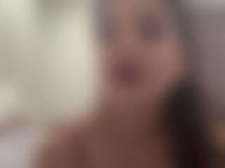 Live cam show with Izabel - BBW Fetish on Mixed Magazine Live