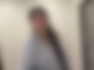 Izabel's Live Sex Cam Show