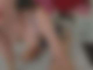 Live cam show with JessicaaMoore - Mature on WildCum