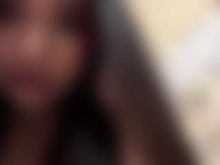 Live cam show with Li - Shaved Pussy on Camsoda